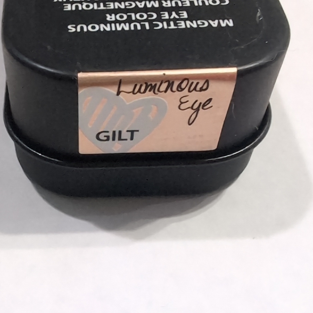 NUDESTIX Magnetic Luminous Eye Color in Gilt - Picture 2 of 2